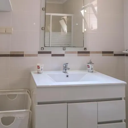 Casa Da Tia Holiday home *